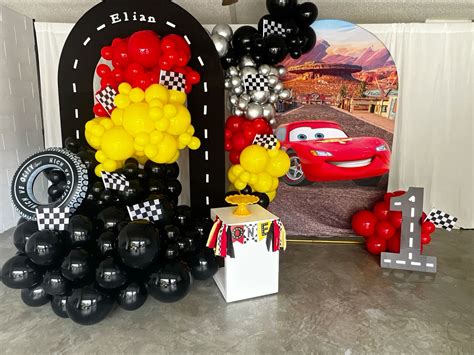 Lightning mcqueen birthday decoration – Artofit