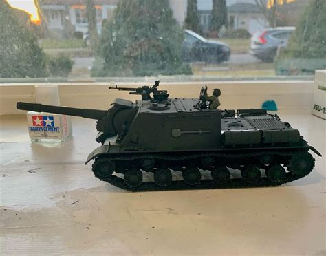 Completed 1/35 scale ISU-152 assault gun from Tamiya : r/modelmakers