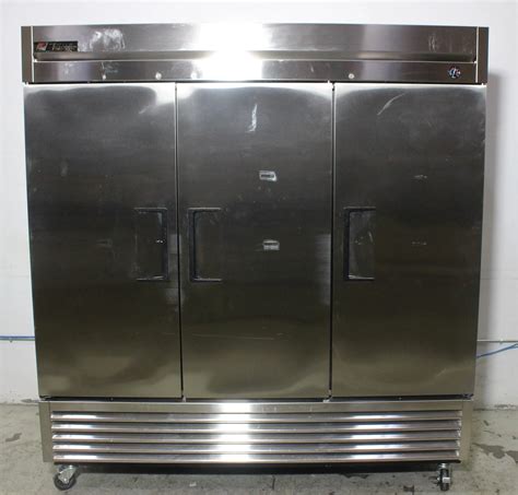 True T-72F Three Door Reach-In Commercial Freezer 72.0 cu. ft. - 3348231