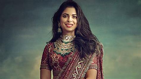 Isha-Ambani-in-Sabyasachi-lehenga-necklace-earrings-bangle-for-Graha ...