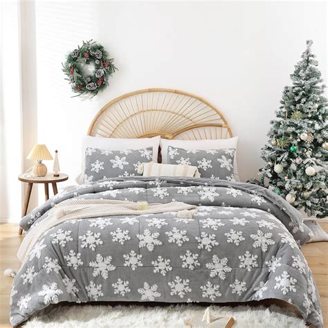 Amazon.com: JANZAA Christmas Bedding King Size Comforter Set Velvet ...