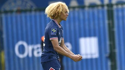 Xavi Simons hace suyo el verano - AS.com