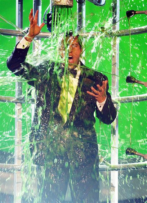 Person Getting Slimed 的图像结果