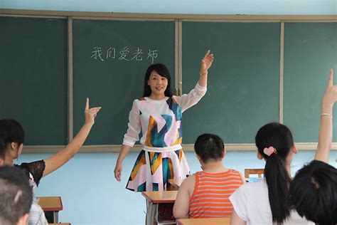 2020年湛江“最美教师”系列报道来了！!