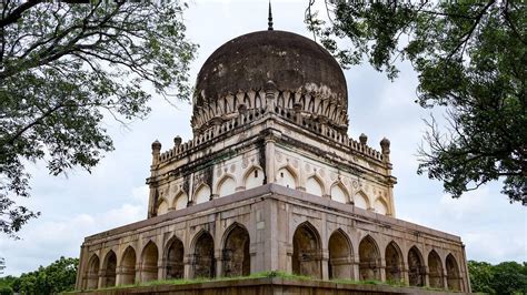Know the Best Time to Visit Hyderabad | Seasonal Travel Guide