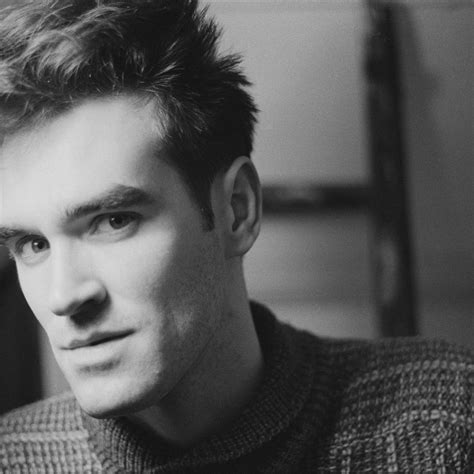 Country Legend, 70, Makes Historic Career Announcement - Parade