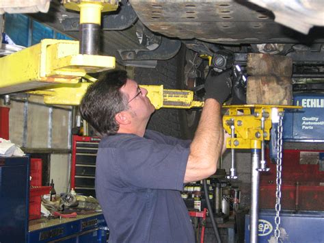 Simple Answers About Transfer Case Service | Express Car Care of Denver