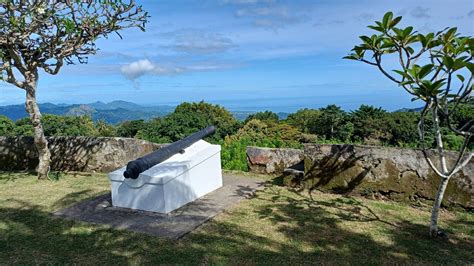 Nice view, just don't drink too many coffees if you want anything left ...