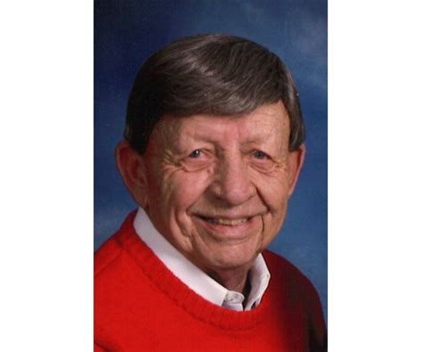 Lloyd Hesse Obituary (1938 - 2021) - Waterloo, IA - Waterloo-Cedar ...