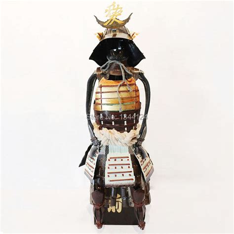 Lowe craft / antique Japanese armor / Sengoku Samurai armor model Naoe ...