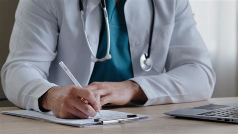 Brand vs. Generic Drug Pricing