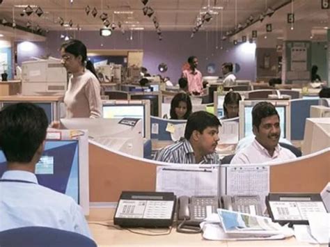 Govt may fully implement 8th pay commission by 2028: Central Government ...