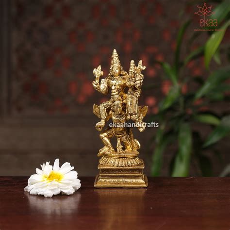 Lord Vishnu Lakshmi Seated on Garuda in Brass – Ekaa Handicrafts