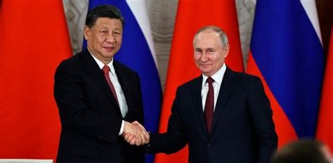 Putin llega a Pekín en su primera visita al exterior desde su ...