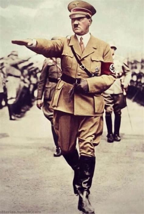 希特勒的罕见老照片，霸气盖天，最后一张却是不归路|希特勒|皮衣|纳粹礼_新浪新闻