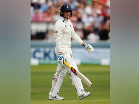 Roy is honoured to receive Test cap from Alastair Cook
