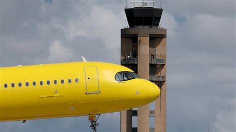 Flight delays amid FAA staff shortages, government shutdown