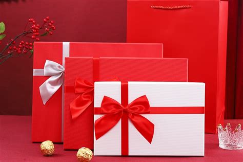 礼物包装 | 手工礼物盒折法制作-礼物盒包装设计（折纸）_哔哩哔哩 (゜-゜)つロ 干杯~-bilibili