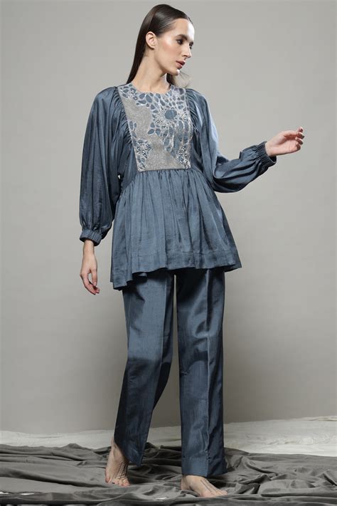 Flared Ash Grey Co-ord Set – Bombaim