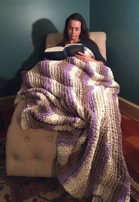 Buy Stripped Knitted Blanket / Throw Blanket / Queen Bed Blanket Online ...