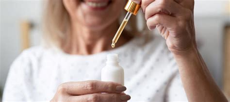 Castor Oil For Skin : The Complete Guide