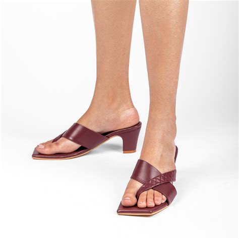 Double strap heel in Wine – RIVR