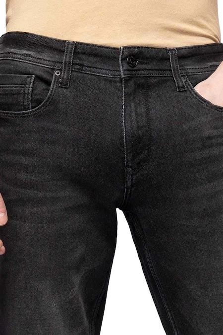 Black Solid Full Length Casual Men Slim Fit Jeans - Selling Fast at ...