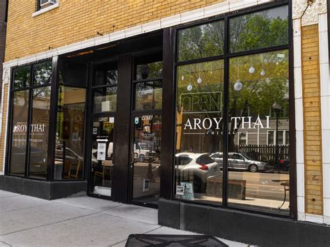 Thai Pastry Review - Uptown - Chicago - The Infatuation
