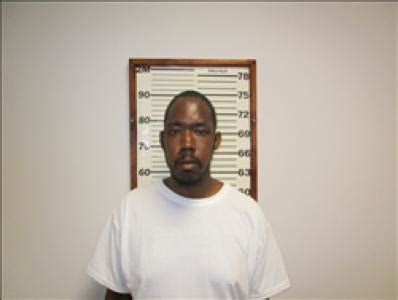 Xavier Divonte Carswell, a registered in , ga 0 at Offender Radar