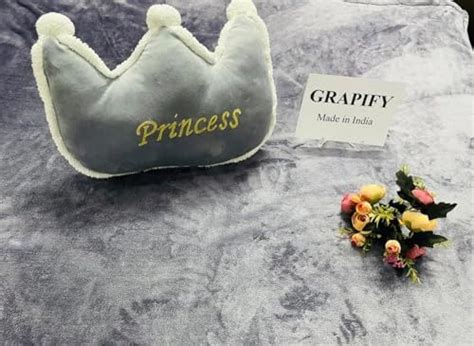 Grapify Super Soft Prince and Princess Printed Velvet Baby/Kids Pillow ...
