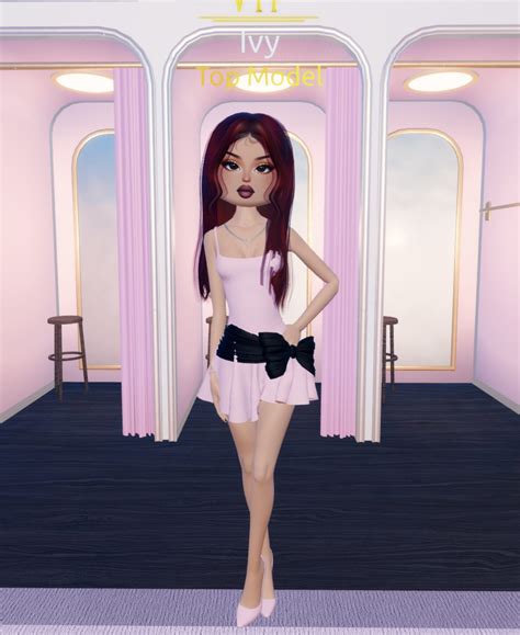 20 Best Outfit Ideas For The Dress To Impress 2010s TV Show Theme