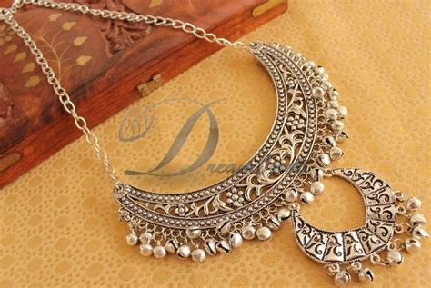 DREAMJWELL - Beautiful Silver Tone Designer Necklace -dj12815 – dreamjwell