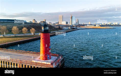 City milwaukee guide hi-res stock photography and images - Alamy