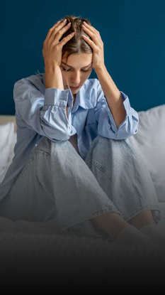 7 Psychological Signs Linked To Childhood Trauma