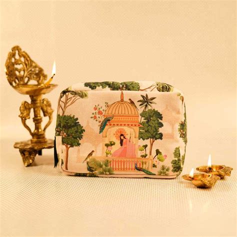 Indulgeo Essentials Bridal Essential Pouch: Perfect for Your Big Day ...