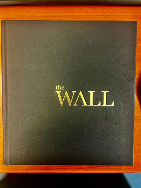 The Wall Book 的图像结果