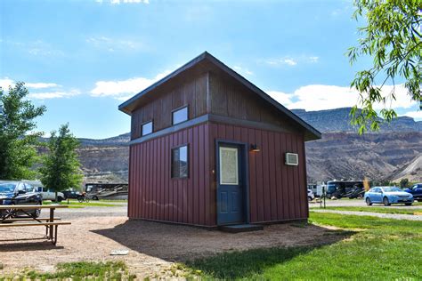 Cabin Hotels in Palisade, CO | Palisade Basecamp RV Resort