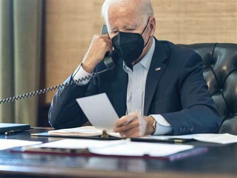 Confronting social dementia | Meer