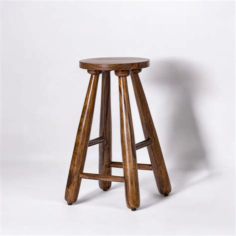 Buy Wooden Seating Stools Online @Upto 40% OFF – Nismaaya Decor