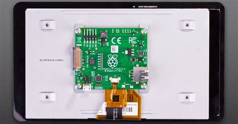 Raspberry Pi 7 inch Official Capacitive Touchscreen Display | Thingbits ...