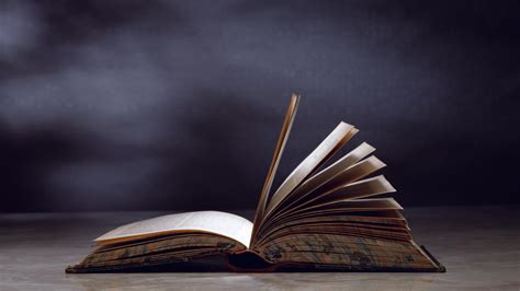 Education 4K Images 的图像结果