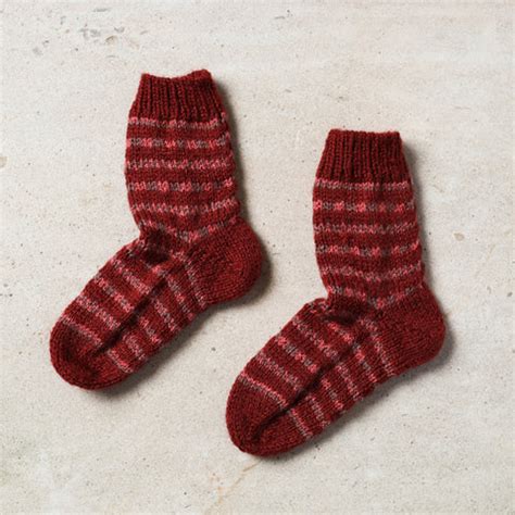 Shop Handcrafted Winter Woolen Socks for Women | iTokri