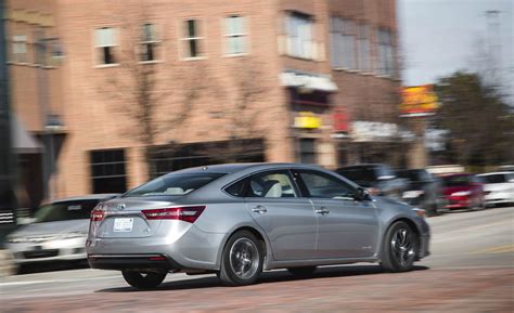 2016 Toyota Avalon Hybrid | Cars Exclusive Videos and Photos Updates