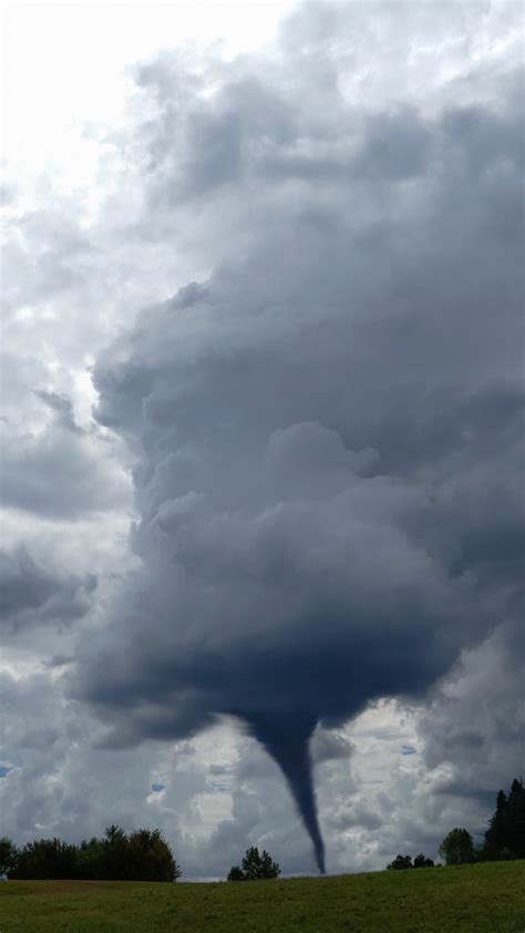 Tornadoes Documentary 的图像结果