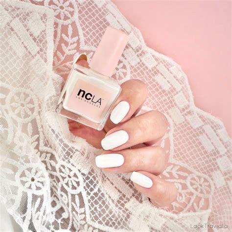 NCLA • 2" ABOVE THE KNEE, YEAH RIGHT - LackTraviata - Nagellack-Liebe