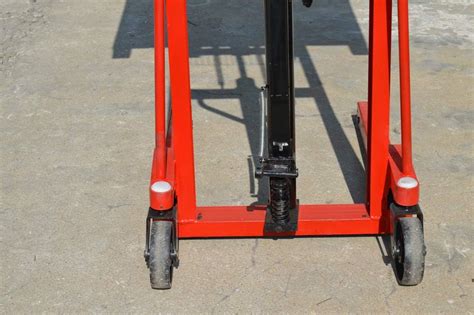 INTSUPERMAI Manual Pallet Stacker 2200lbs Capacity 63inch Lift India | Ubuy
