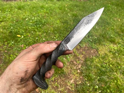 Hand forged seax style railroad spike knife – Artofit