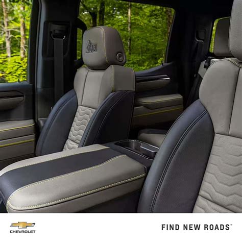 Experience Greatness: Meet the 2024 Chevy Silverado 1500 | Gordon Chevrolet in Jacksonville,FL