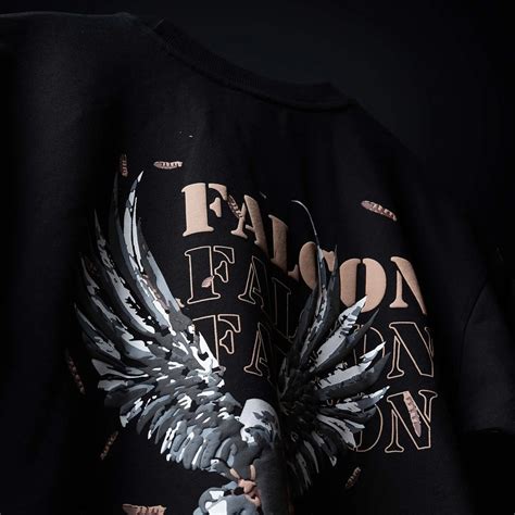 Black Falcon Oversized T-shirt – Falcon Clothing