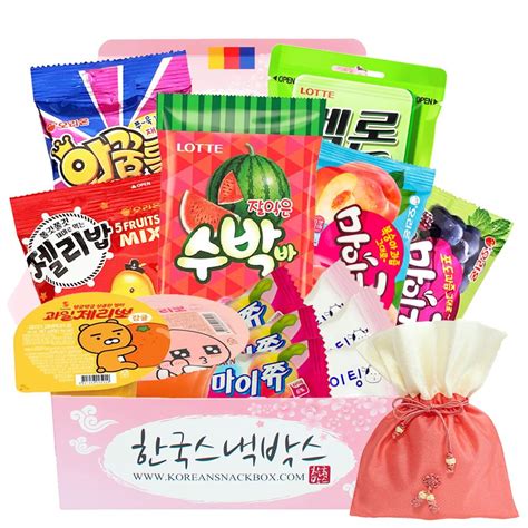 Get Curated Korean Snacks from Korean Snack Box - KoreaProductPost